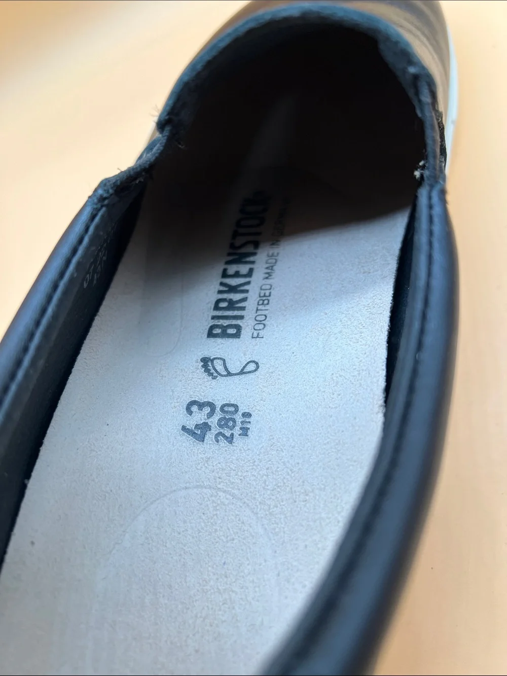 Birkenstock Oswego Black Natural Leather - Size.   43 USA 10